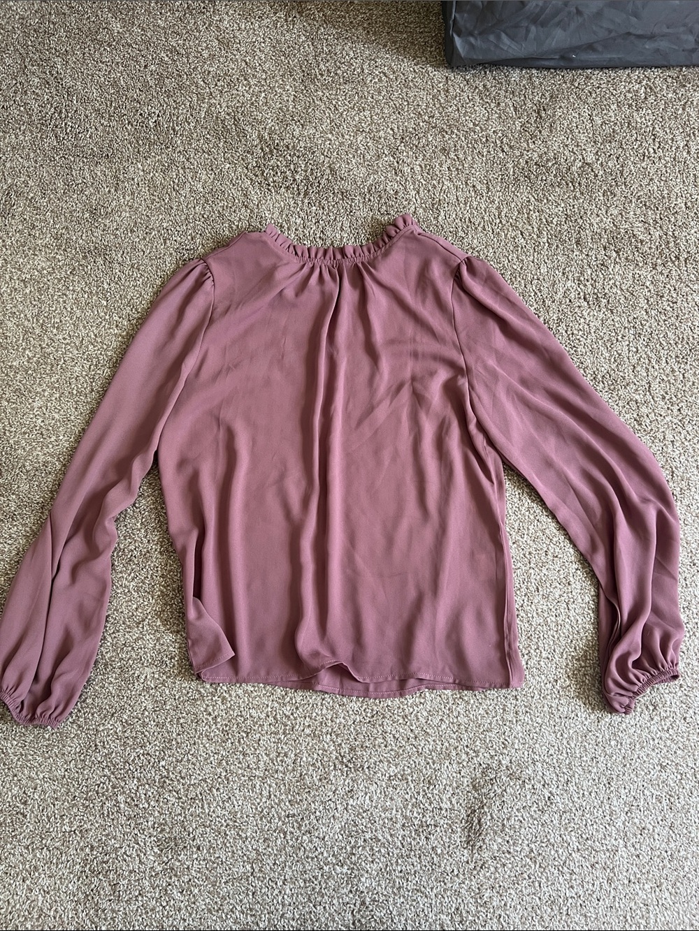 SHEIN Dusty Pink Mock Neck Blouse & Navy Peplum Wrap Top Set - Picture 3 of 7